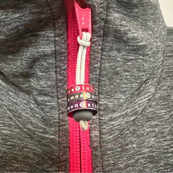 Lululemon Tadasana Heather Gray/Pink Mesh Back Zip Front Running Jacket Coat - Picture 4 of 10